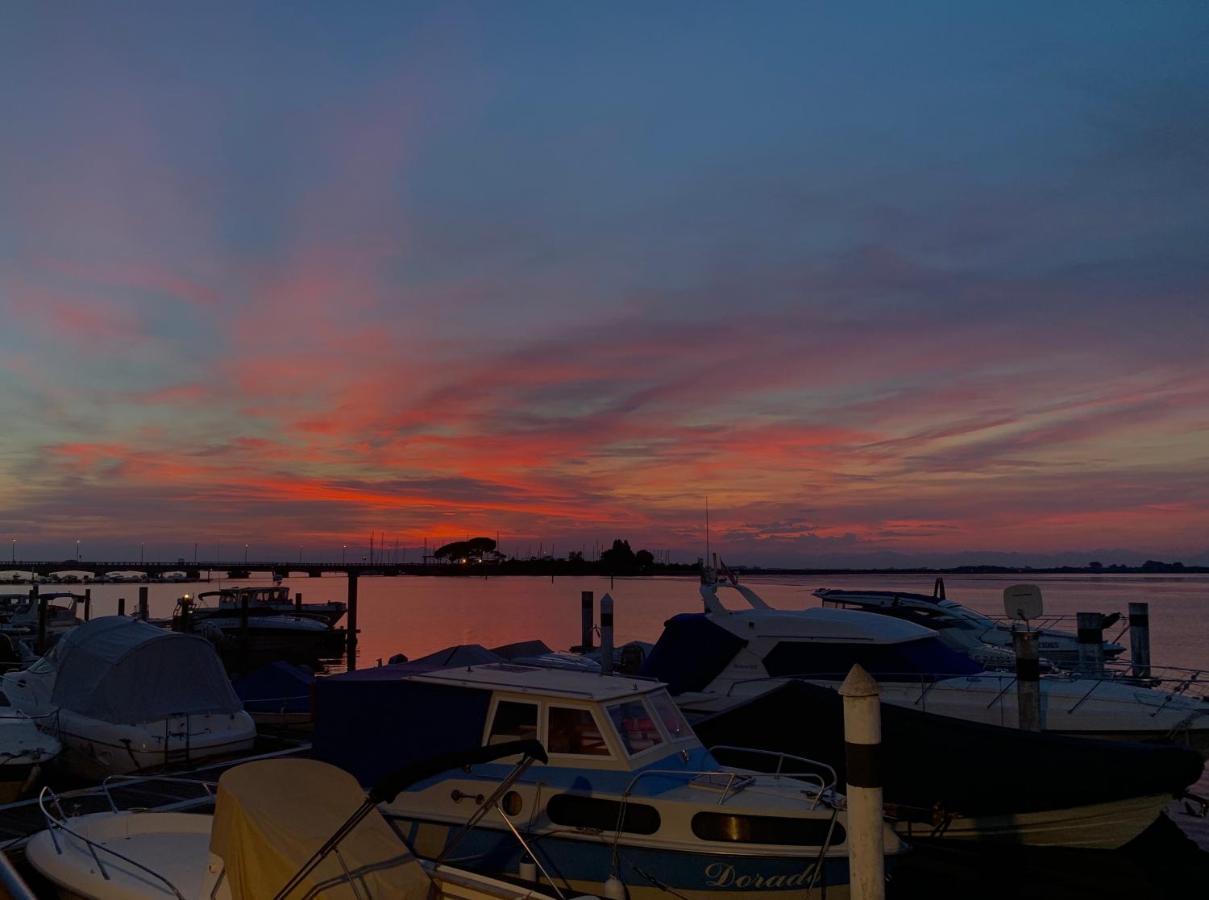 Meuble Tripoli Hotel Grado Buitenkant foto