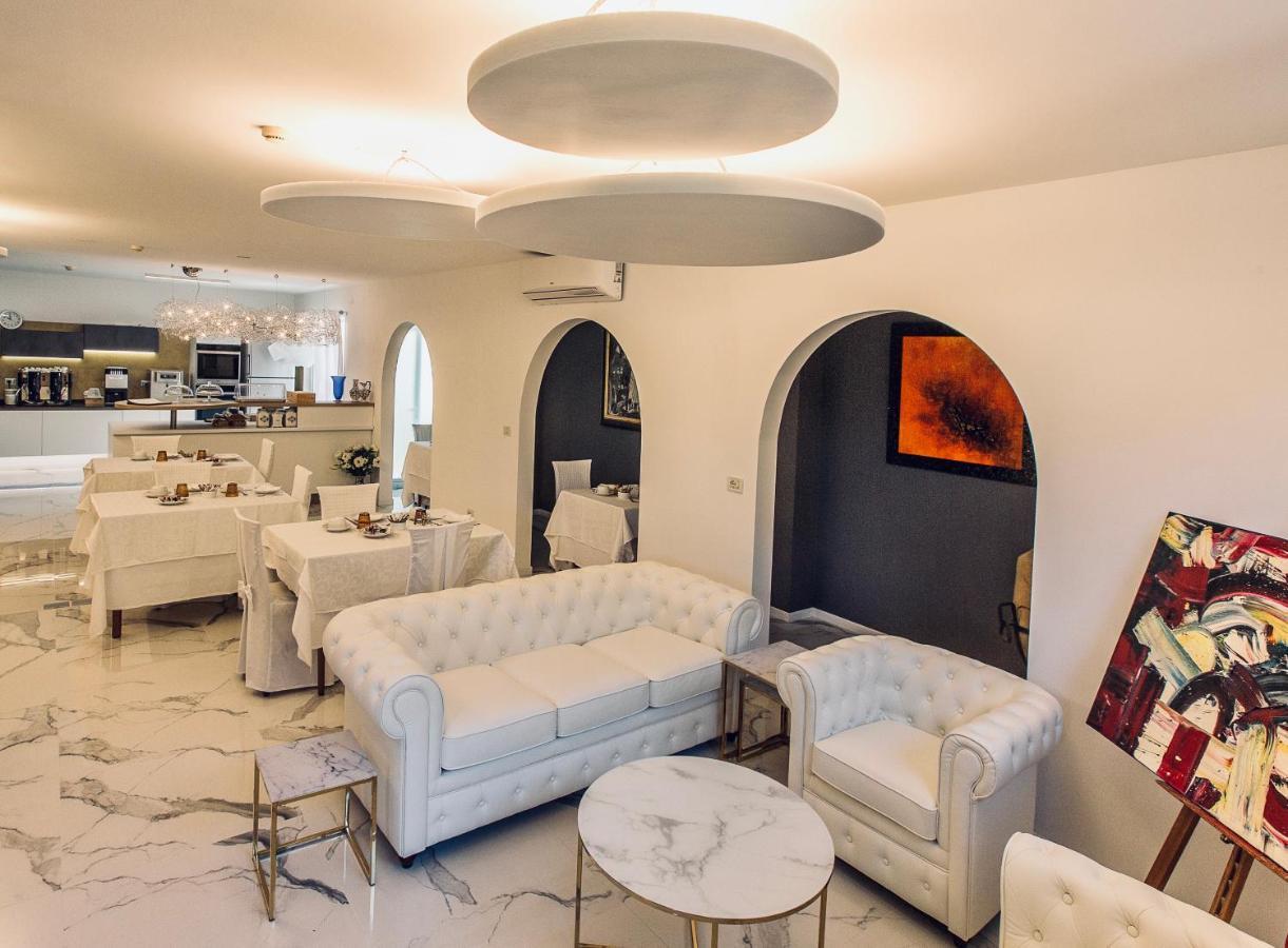 Meuble Tripoli Hotel Grado Buitenkant foto