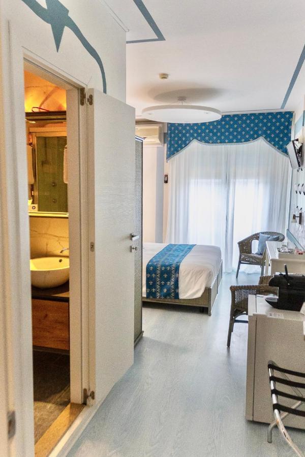 Meuble Tripoli Hotel Grado Buitenkant foto