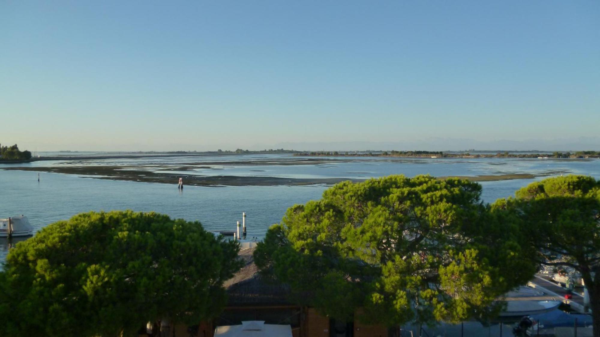 Meuble Tripoli Hotel Grado Buitenkant foto