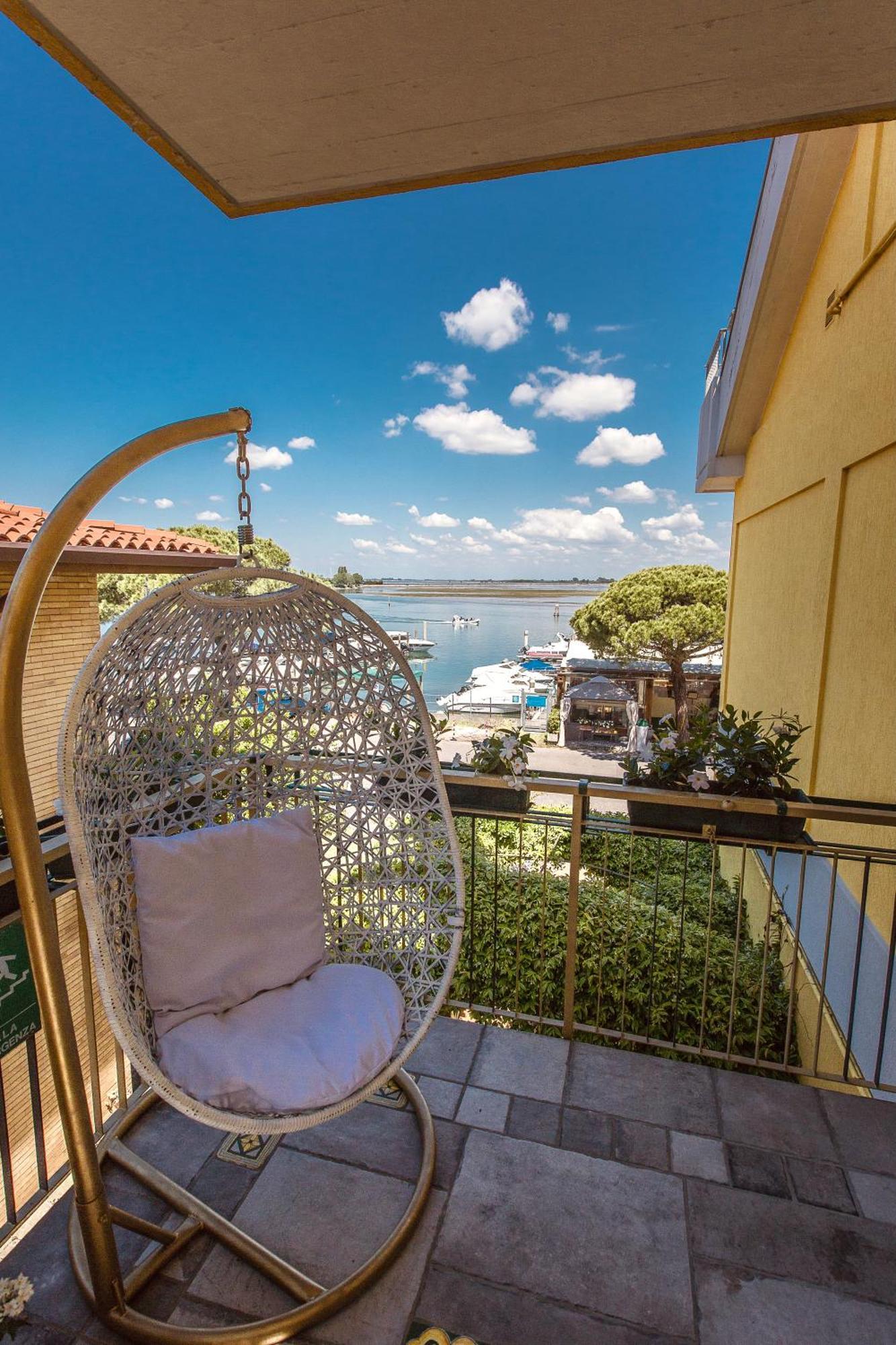 Meuble Tripoli Hotel Grado Buitenkant foto